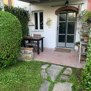 Ferienhaus La Casina Di Verciano, Lucca